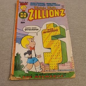 Harvey World Richie Rich Zillionz Vintage Comic Book, No. 6, Oct. 1977